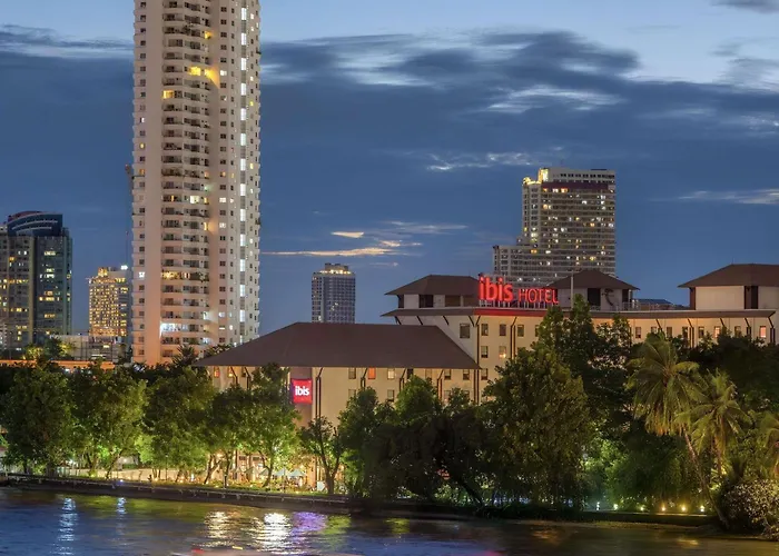 Ibis Riverside